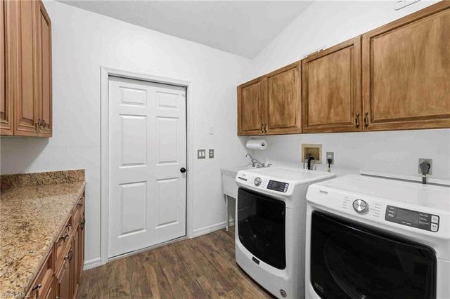 28910 Winthrop CIR, Bonita Springs, FL 34134