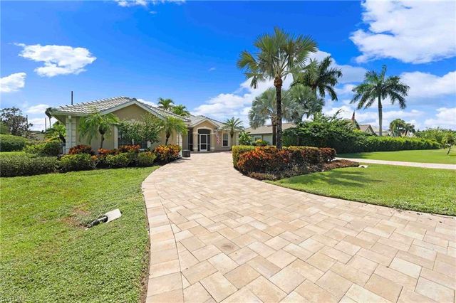 28910 Winthrop CIR, Bonita Springs, FL 34134