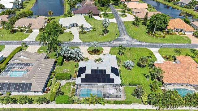 28910 Winthrop CIR, Bonita Springs, FL 34134