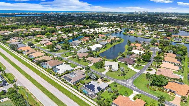 28910 Winthrop CIR, Bonita Springs, FL 34134