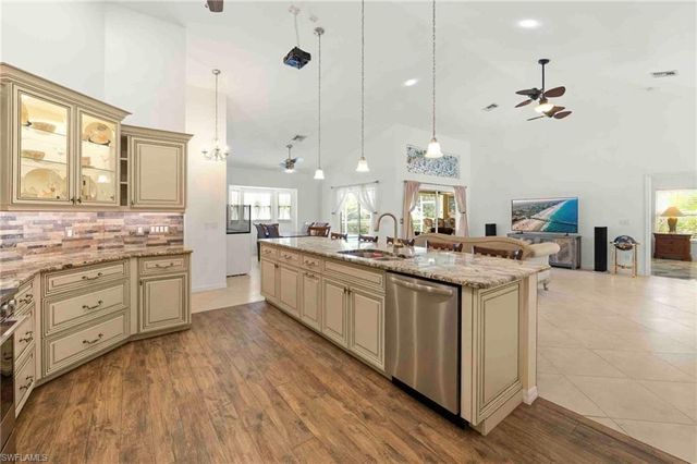 28910 Winthrop CIR, Bonita Springs, FL 34134