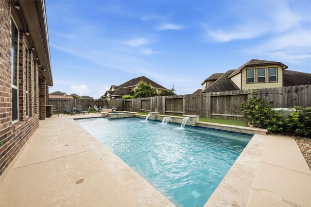13211 Cedar Sands Lane, Tomball, TX 77377