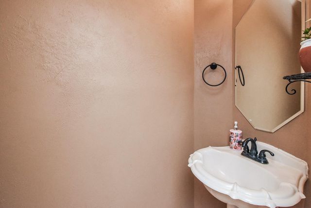 4706 Sienna Heights Lane, Pasadena, TX 77505