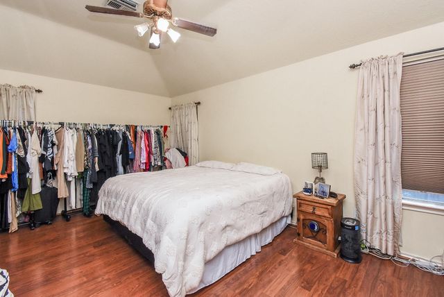 4706 Sienna Heights Lane, Pasadena, TX 77505