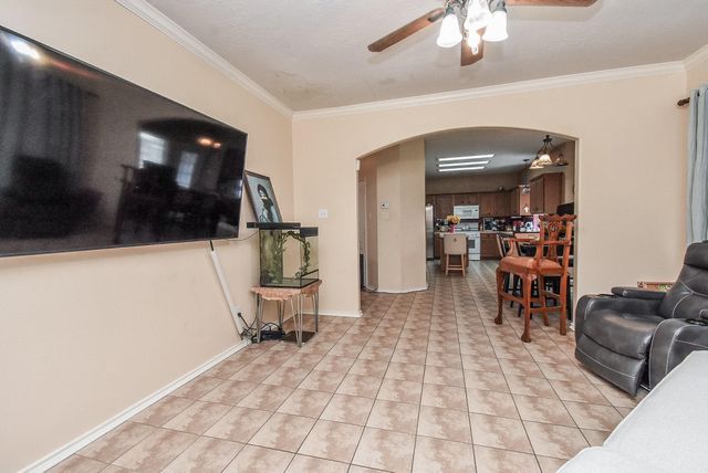 4706 Sienna Heights Lane, Pasadena, TX 77505