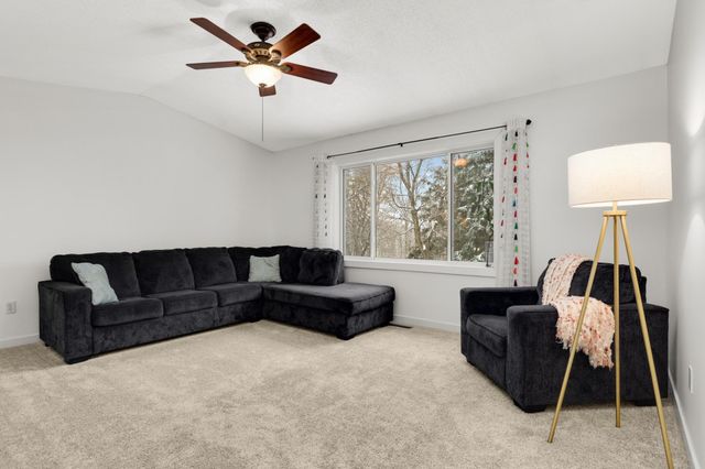 715 Liberty Heights Drive, Chaska, MN 55318