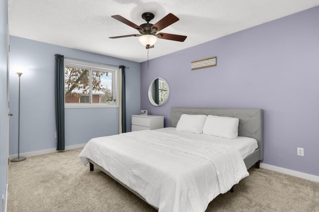 715 Liberty Heights Drive, Chaska, MN 55318