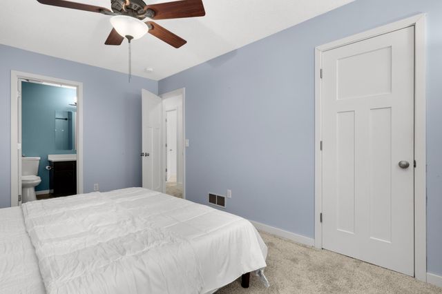 715 Liberty Heights Drive, Chaska, MN 55318