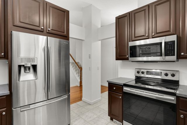 715 Liberty Heights Drive, Chaska, MN 55318