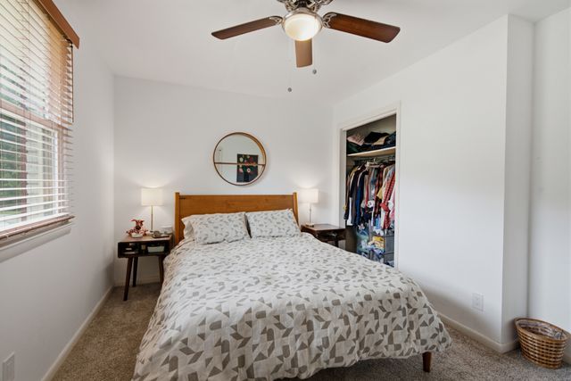 100 Madrid Ct, Ashland City, TN 37015