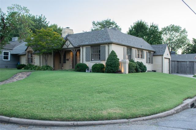 1204 S Evanston Avenue S, Tulsa, OK 74104