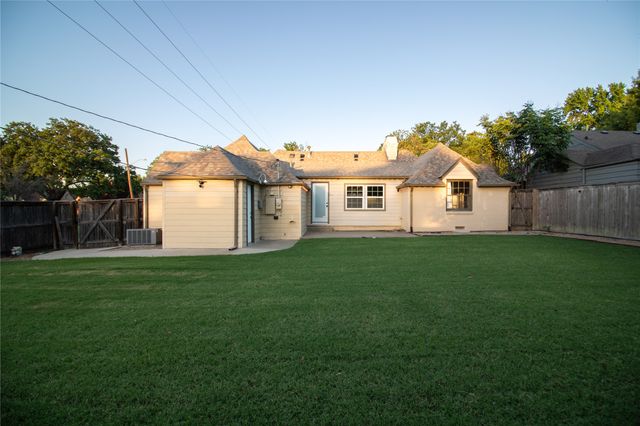 1204 S Evanston Avenue S, Tulsa, OK 74104