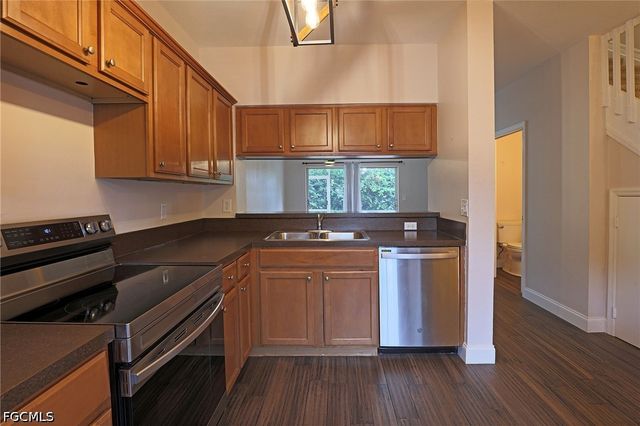 8291 Pacific Beach DR, Fort Myers, FL 33966