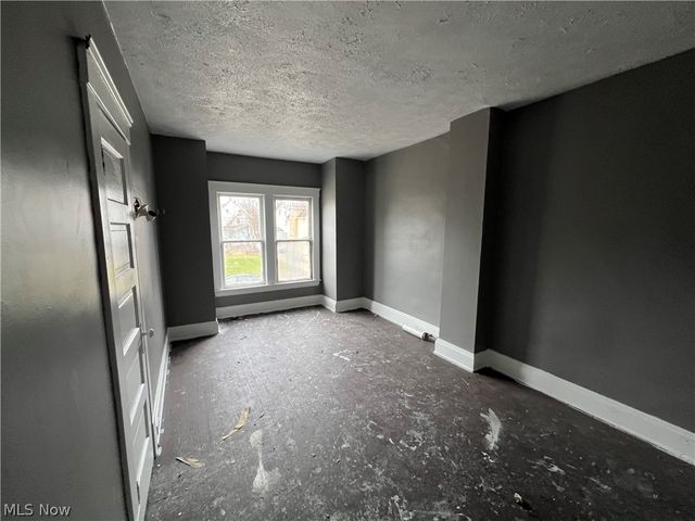 648 E 108th Street, Cleveland, OH 44108