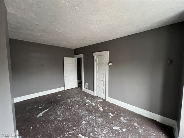 648 E 108th Street, Cleveland, OH 44108