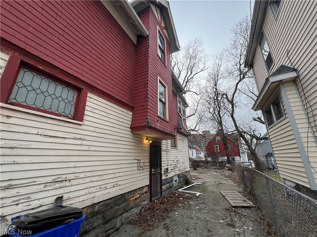 648 E 108th Street, Cleveland, OH 44108