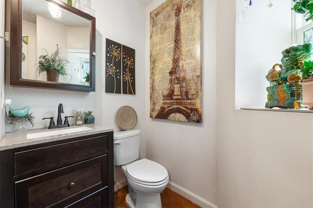 1401 E 11th Street, Kansas City, MO 64106