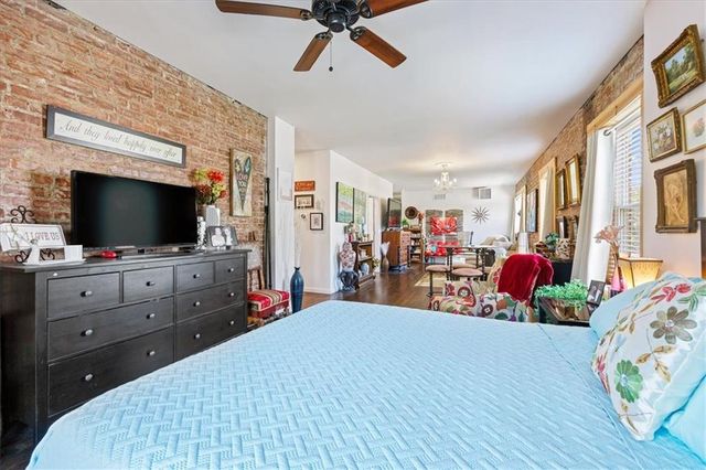 1401 E 11th Street, Kansas City, MO 64106