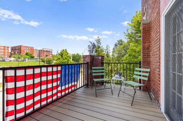 1401 E 11th Street, Kansas City, MO 64106