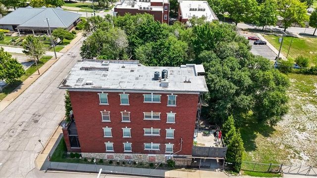 1401 E 11th Street, Kansas City, MO 64106