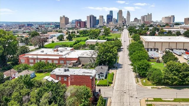 1401 E 11th Street, Kansas City, MO 64106