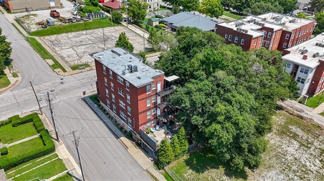 1401 E 11th Street, Kansas City, MO 64106