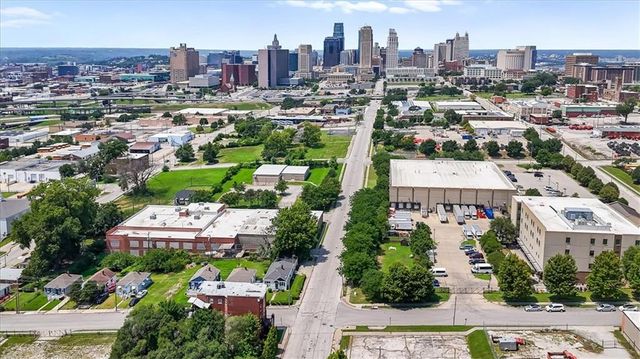 1401 E 11th Street, Kansas City, MO 64106