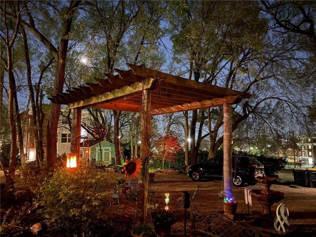 1401 E 11th Street, Kansas City, MO 64106
