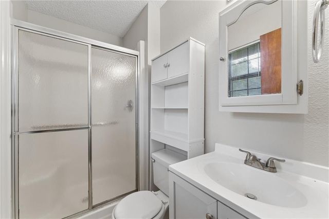 19208 E 12th Street North Court, Independence, MO 64056