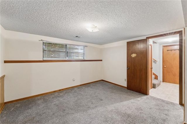 19208 E 12th Street North Court, Independence, MO 64056