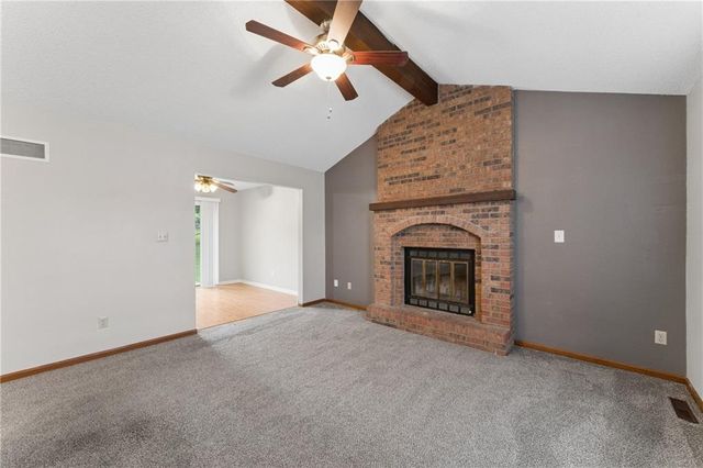 19208 E 12th Street North Court, Independence, MO 64056