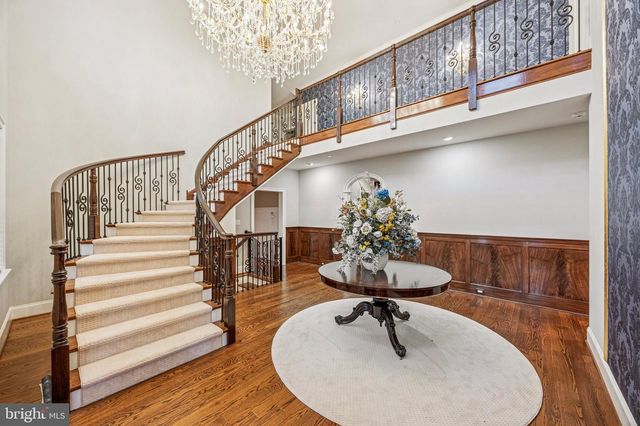 1004 BRICK HOUSE FARM LN, Newtown Square, PA 19073