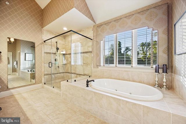 1004 BRICK HOUSE FARM LN, Newtown Square, PA 19073