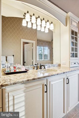 1004 BRICK HOUSE FARM LN, Newtown Square, PA 19073