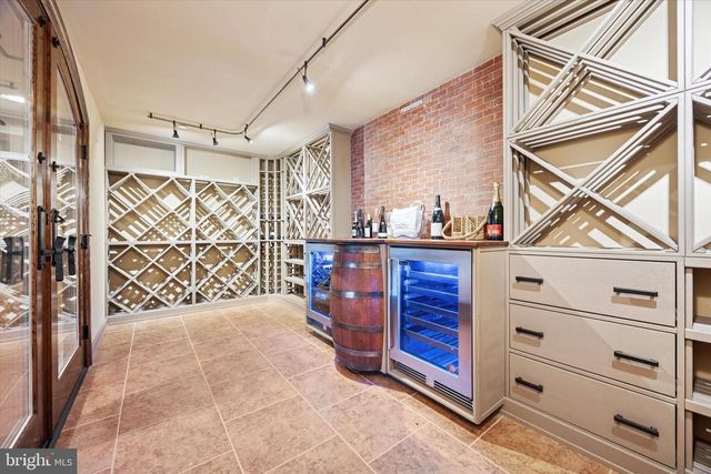 1004 BRICK HOUSE FARM LN, Newtown Square, PA 19073