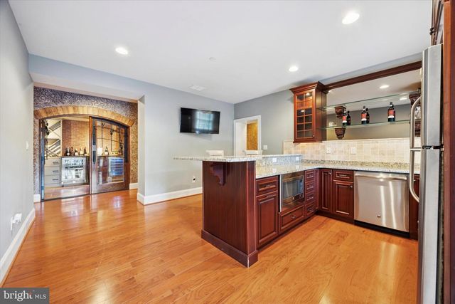 1004 BRICK HOUSE FARM LN, Newtown Square, PA 19073