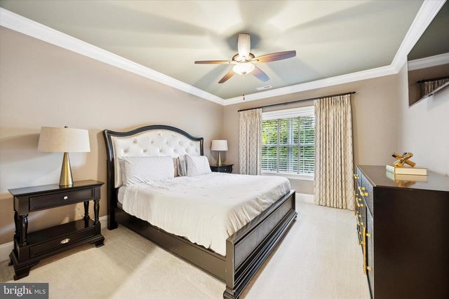 1004 BRICK HOUSE FARM LN, Newtown Square, PA 19073