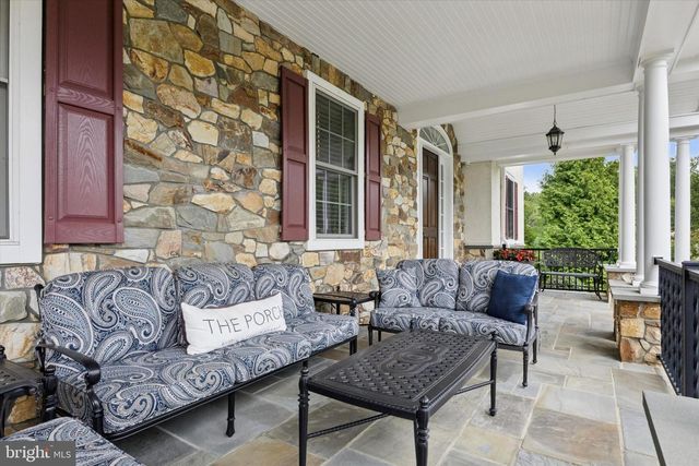 1004 BRICK HOUSE FARM LN, Newtown Square, PA 19073