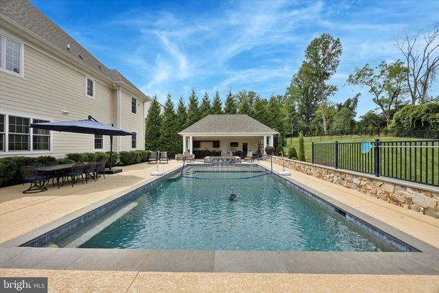 1004 BRICK HOUSE FARM LN, Newtown Square, PA 19073