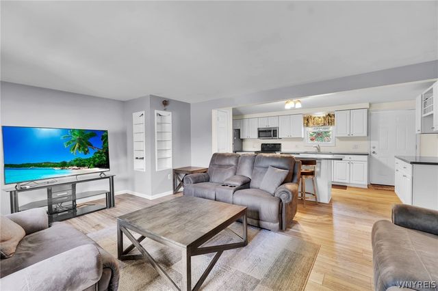 2350 Berg Road, West Seneca, NY 14218