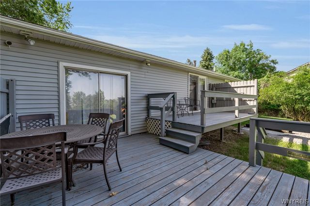 2350 Berg Road, West Seneca, NY 14218