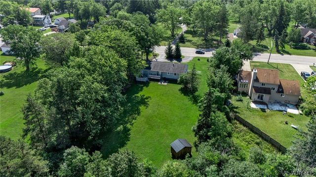 2350 Berg Road, West Seneca, NY 14218