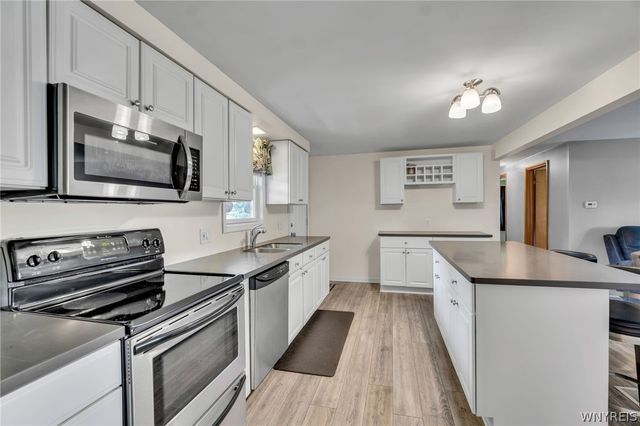 2350 Berg Road, West Seneca, NY 14218