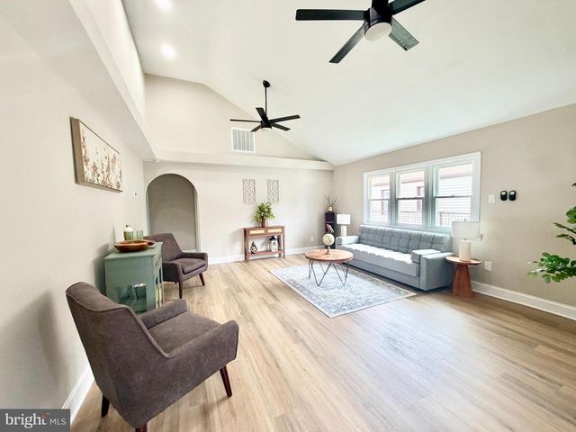 3804 WESTON AVE, Bristol, PA 19007