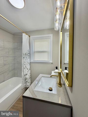 3804 WESTON AVE, Bristol, PA 19007