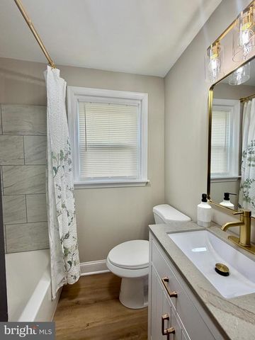 3804 WESTON AVE, Bristol, PA 19007