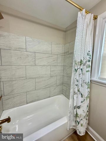 3804 WESTON AVE, Bristol, PA 19007