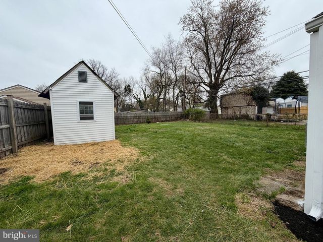 3804 WESTON AVE, Bristol, PA 19007