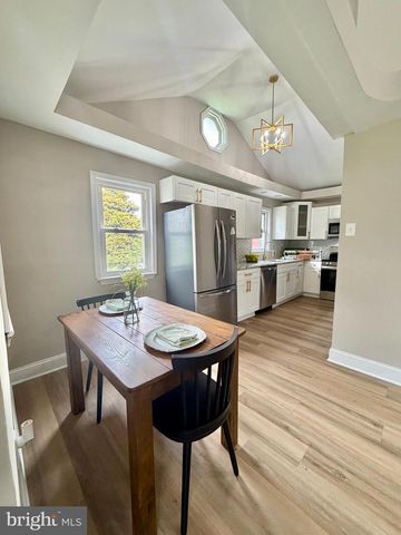 3804 WESTON AVE, Bristol, PA 19007