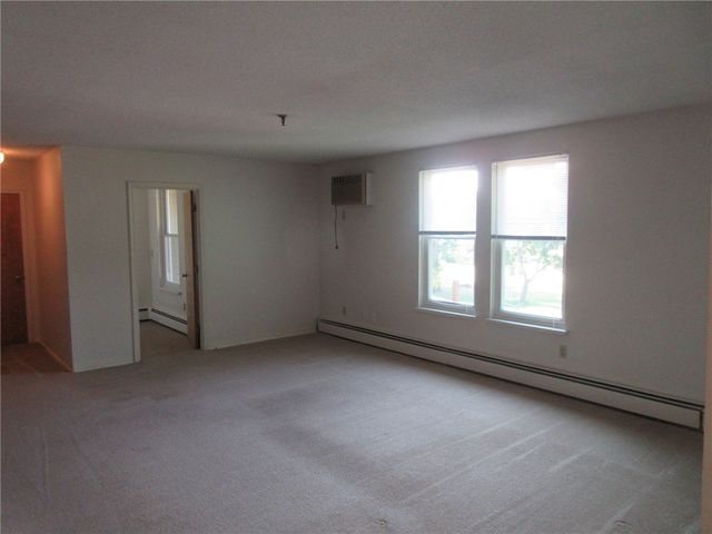 175 Massachusetts Avenue 103, Warwick, RI 02888